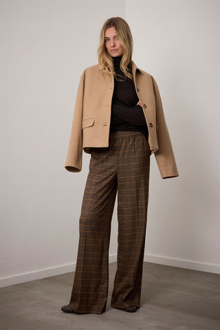 Nola pants check