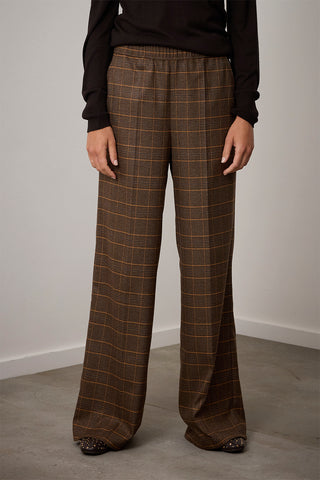 Nola pants check
